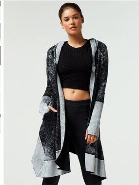 Blanc Noir Huntress Cardigan - Black size S